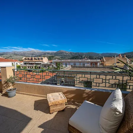 Daire The Square 2nd Floor *